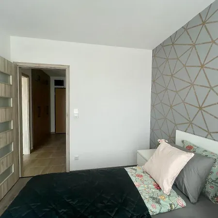 B144 I Freeparking *