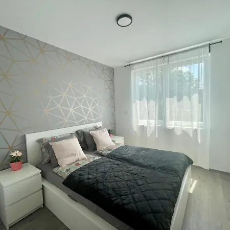 B144 I Freeparking Apartamento *