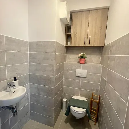 B144 I Freeparking Apartament