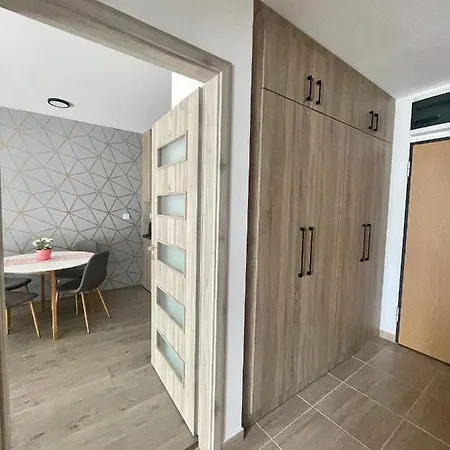 B144 Ii Freeparking בודפשט