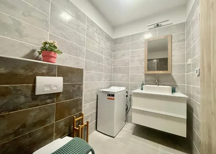 B144 Ii Freeparking Apartament *