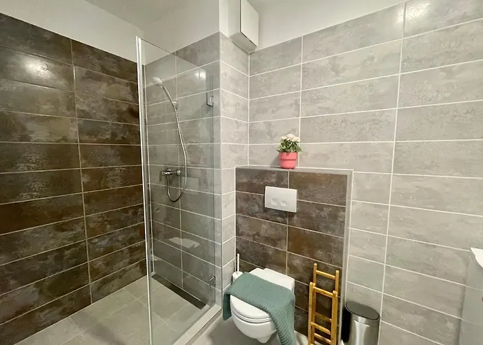 B144 Ii Freeparking Apartament *